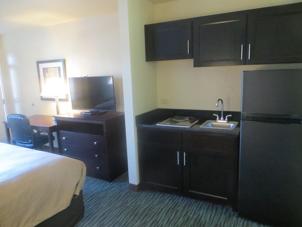 Garden Inn & Suites Little Rock Ngoại thất bức ảnh